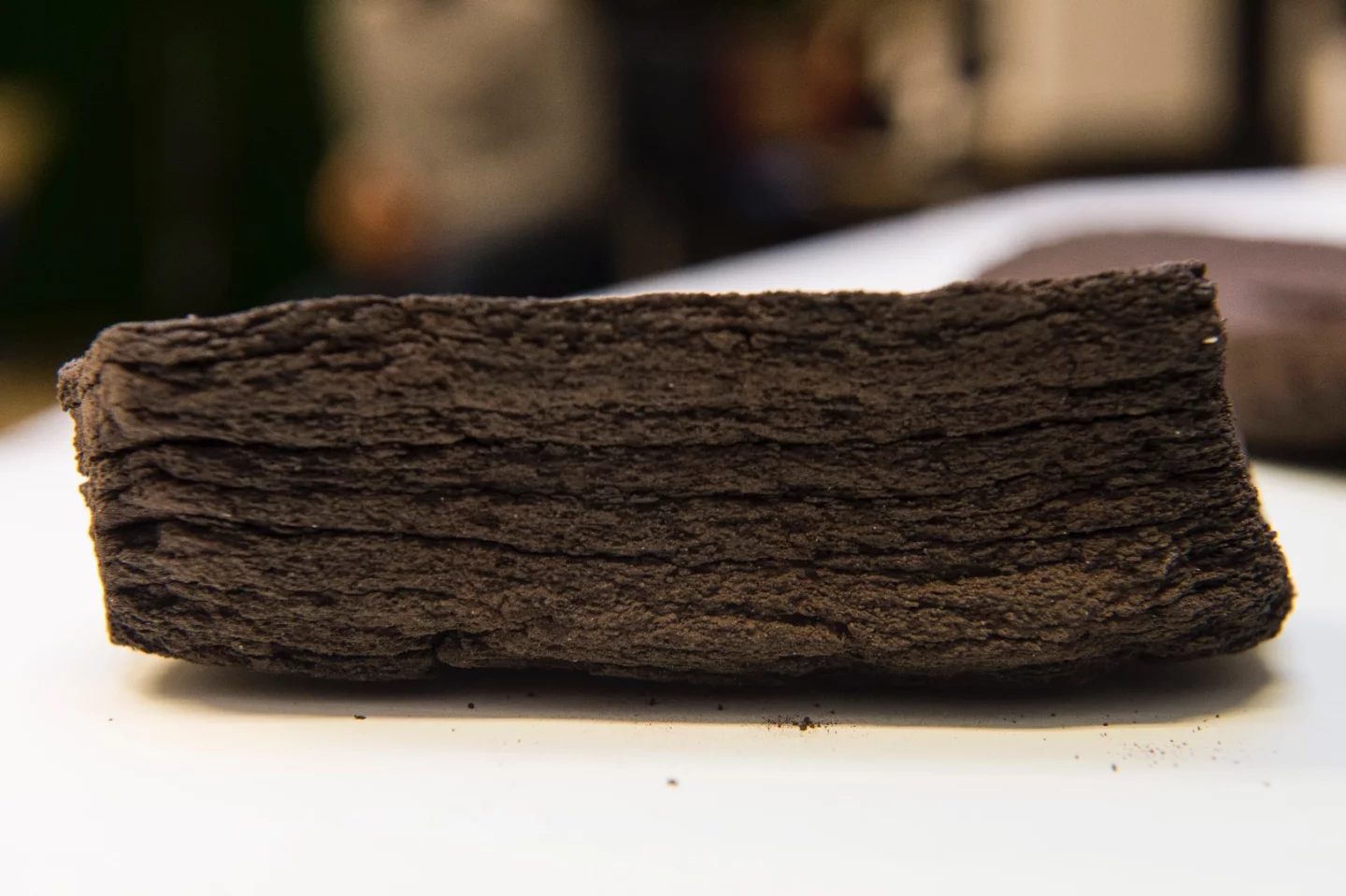 A side view of the 3D printed brick