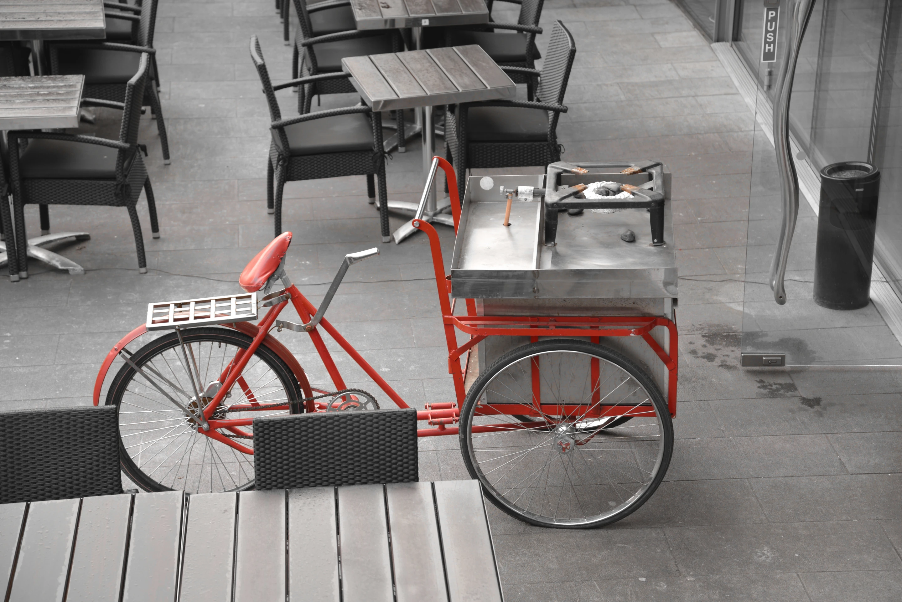 The selective color feature on the D600