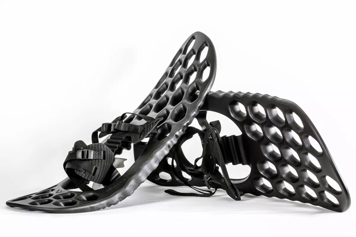 Fimbulvetr snowshoes combine a thermoplastic deck with a patented "all-direction hinge"