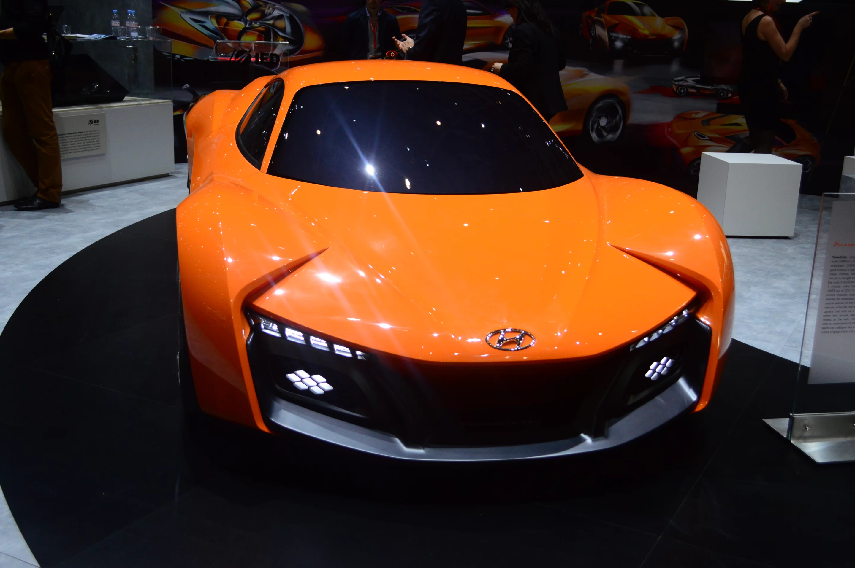 The wheel arches of the PassoCorto are inspired by crab claws