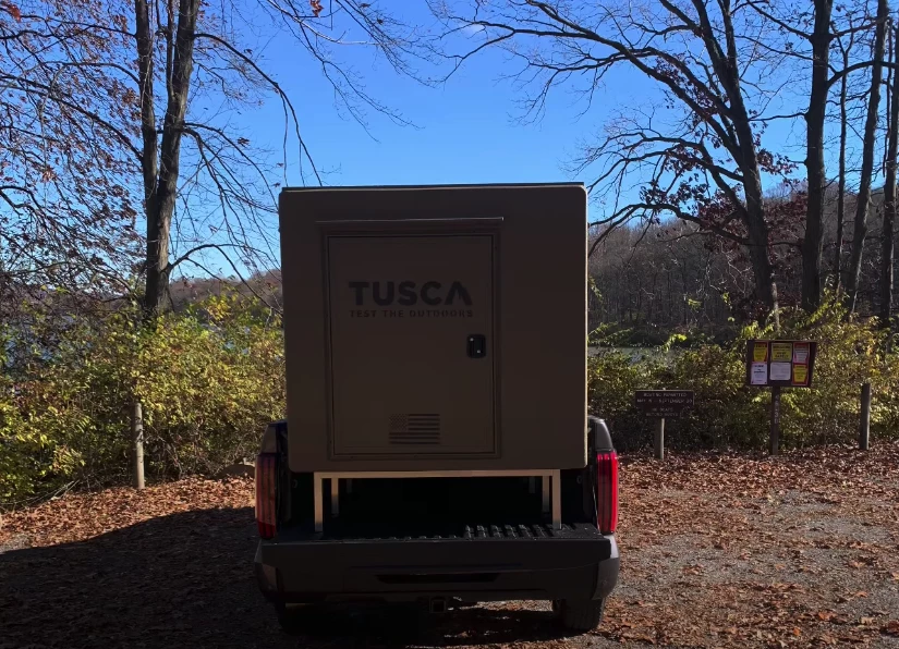 The HitchHiker fits neatly between a truck bed's rails but needs to sit over top the wheel wells, requiring some kind of platform