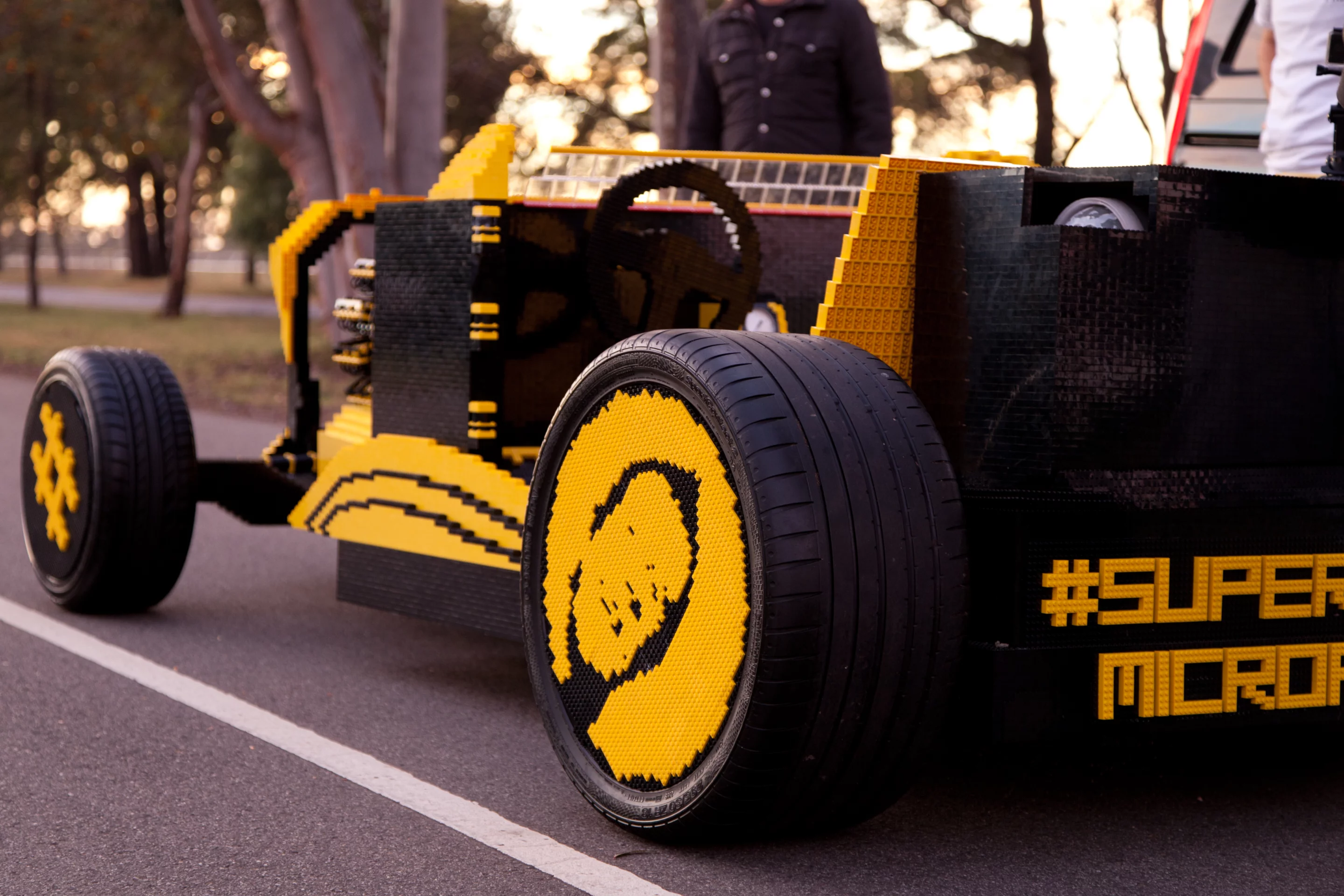 Power seems to come from the center mounted console shifter as no accelerator peddle is noticeable