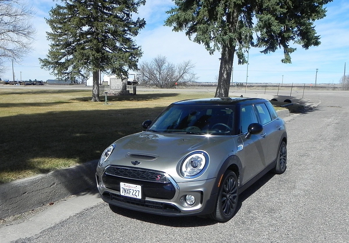 The full redesign BMW did on the Mini Clubman for 2016 has done a lot to make this more versatile version of the Cooper series a lot more useful in the real world