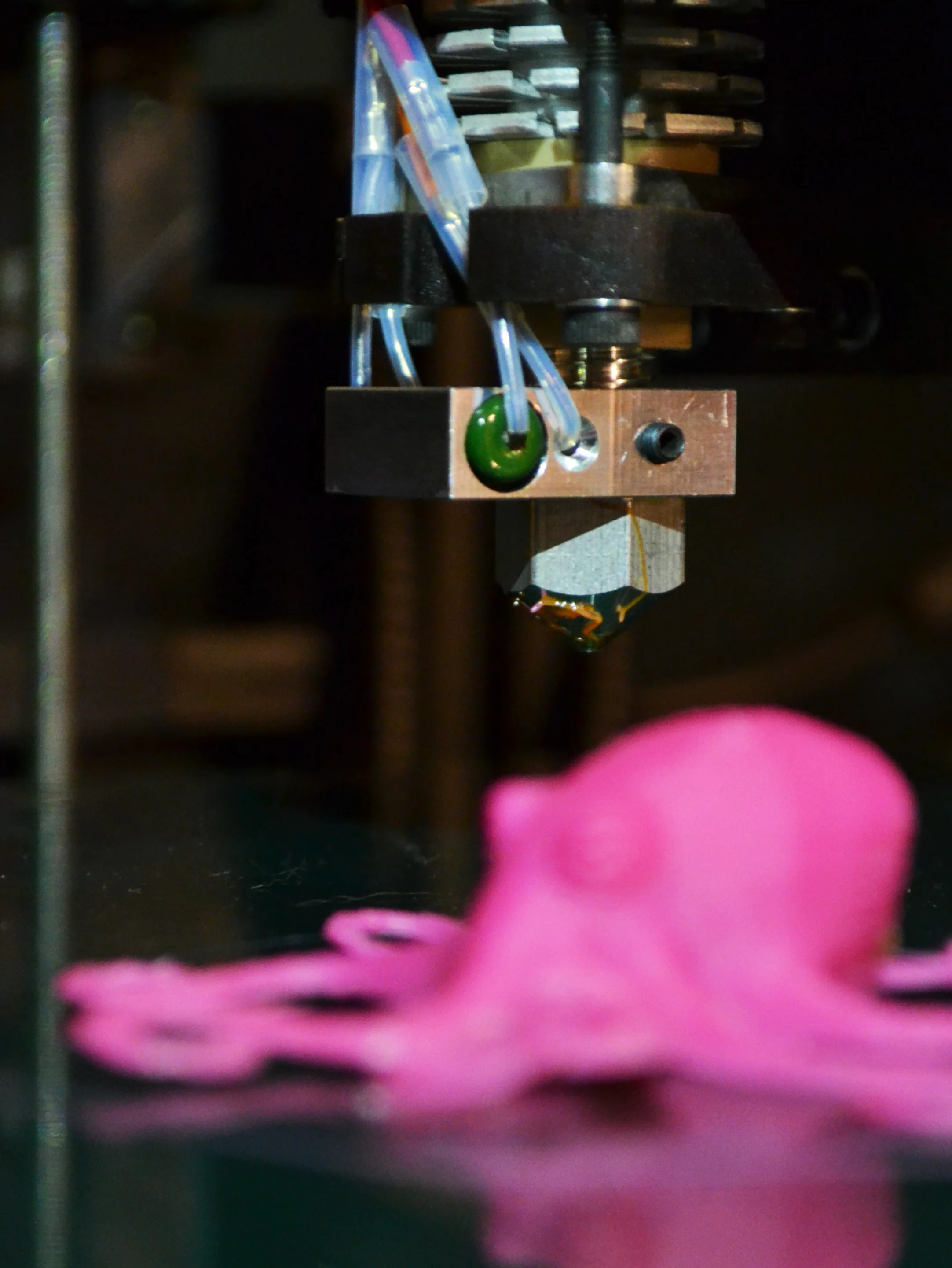 The TAZ's extrusion nozzle is the sixth generation hot-end from LulzBot