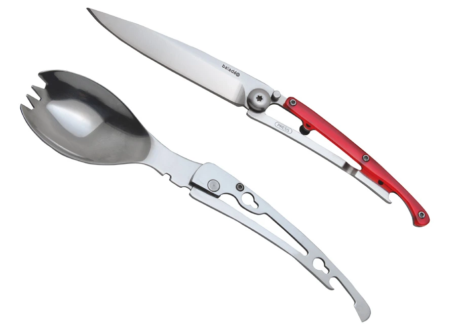 The components are made from stainless steel and polycarbonate