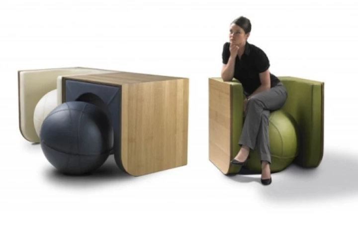 SwITCH table / chair