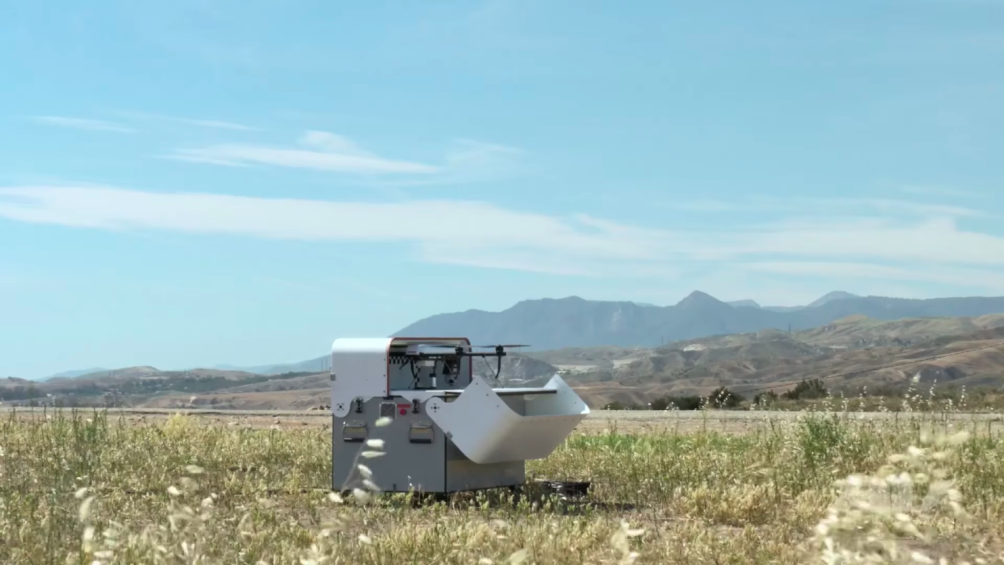 Dubbed Tether Eye, the wired aircraft was developed by AeroVironment as a way of offering the military a 24-hours-a-day surveillance tool