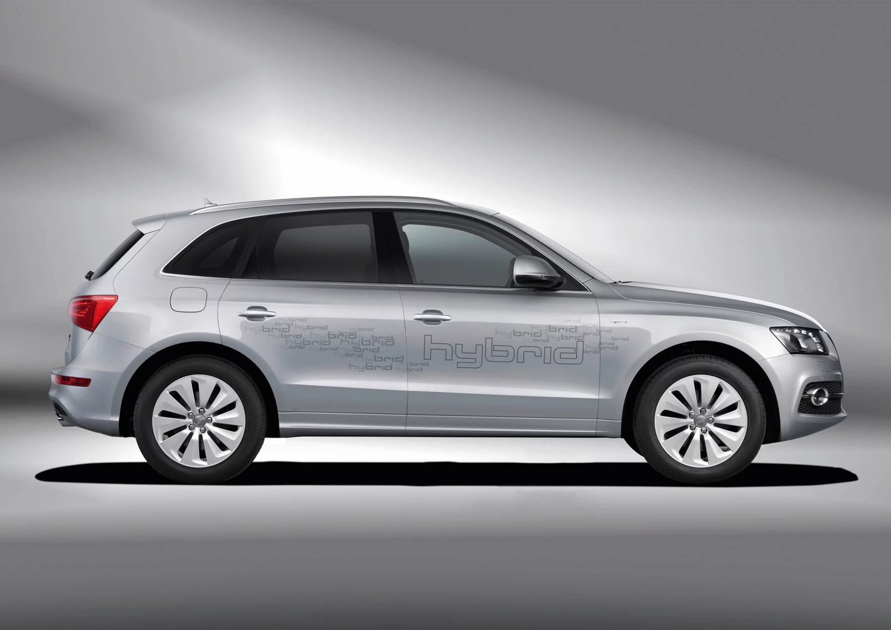 The Audi Q5 hybrid quattro