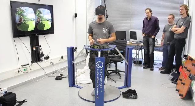 Virtualizer inventor Tuncay Cakmak tries out the system