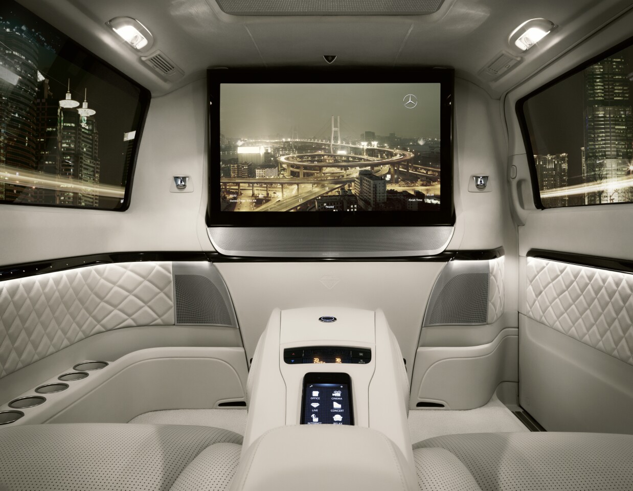 The Mercedes Benz Viano Vision Diamond Concept