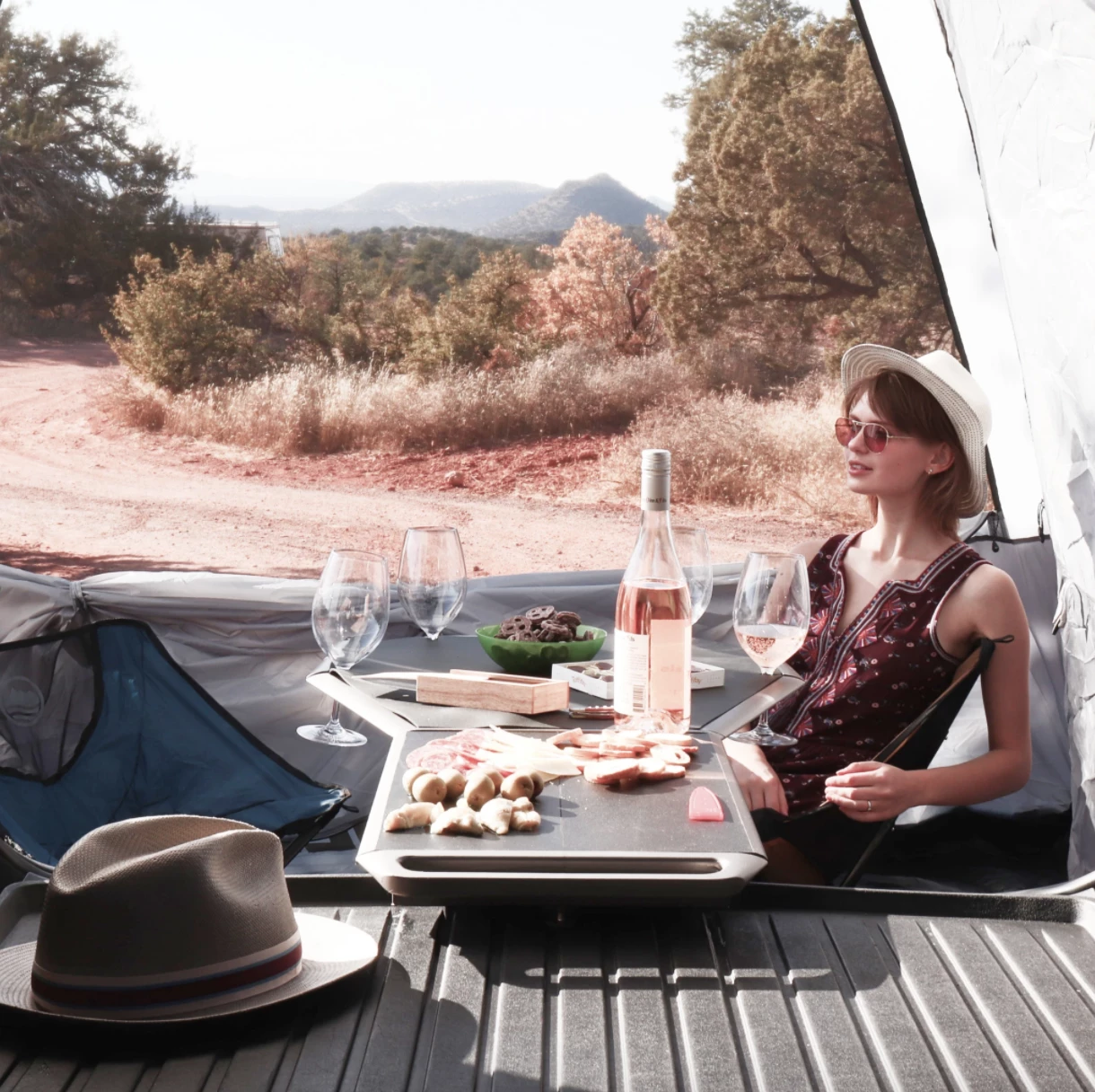 The Tail Table is designed to work with any car that uses a U- or I-shaped latch to secure its trunk