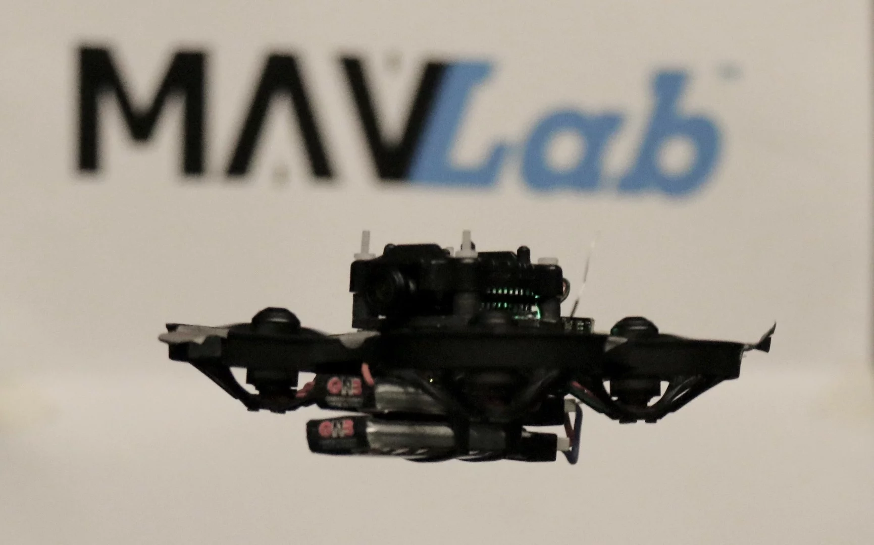 Scientists at TU Delft have now developed what is claimed to be the smallest autonomous racing drone on the planet