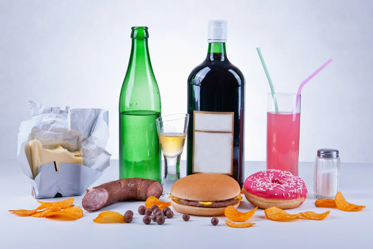 Researchers are calling for greater surveillance from health authorities of the influence of food additives on immune system activity