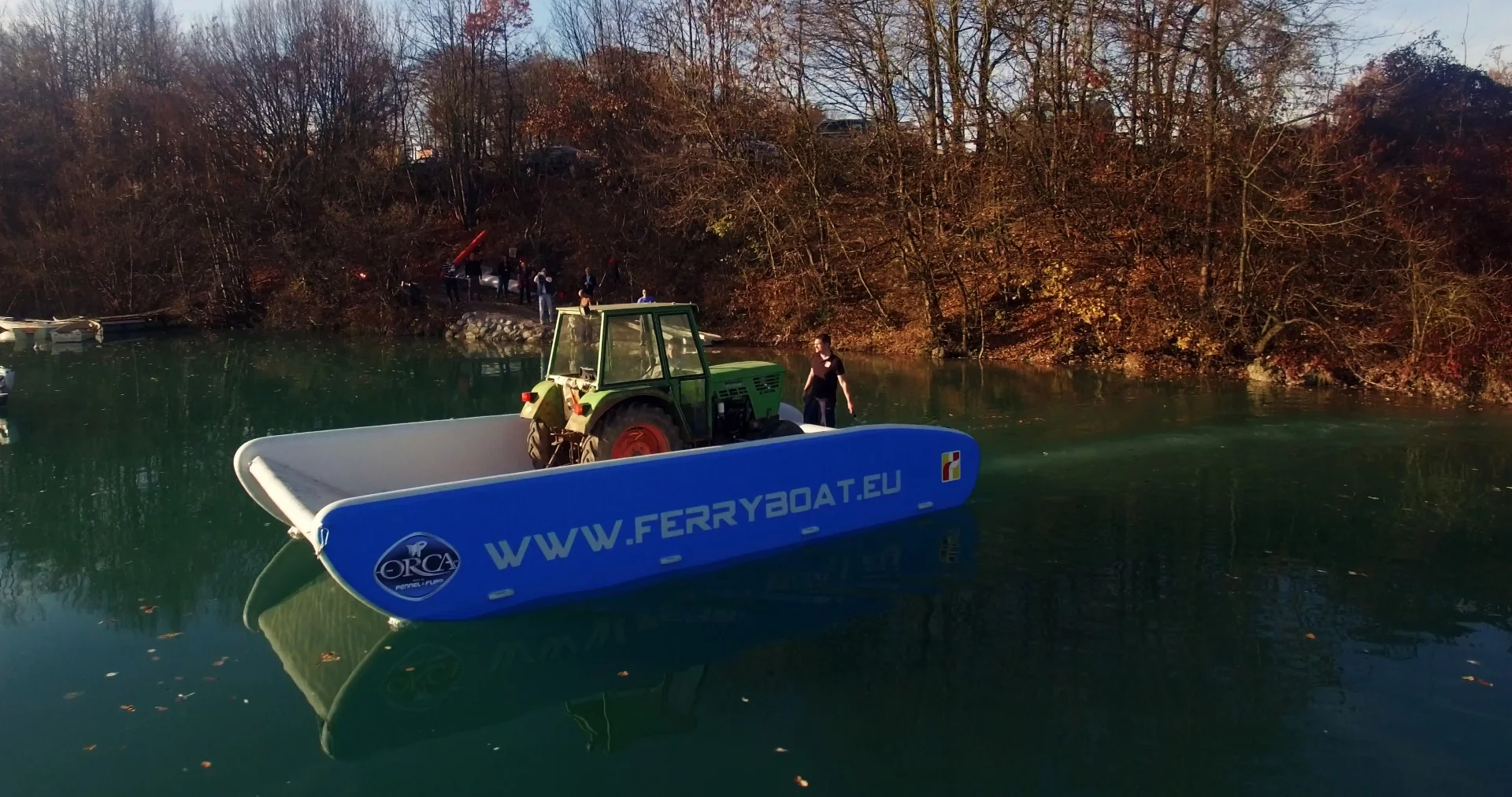 The Hovercraft Ferryboat has a load capacity of 11,000 lb (5000 kg)