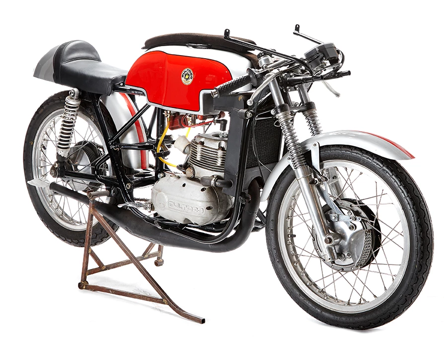 Taken to New Zealand from Europe in the mid 1960s, this 1965 Bultaco TSS 250 6 speed racer has been completely rebuilt but hasn't been raced in more than 40 years. Note the bike is pictured without a fairing but is sold with the fairing. Estimate: NZD$27,000 to $35,000 (US$17,000 - $22,000)
