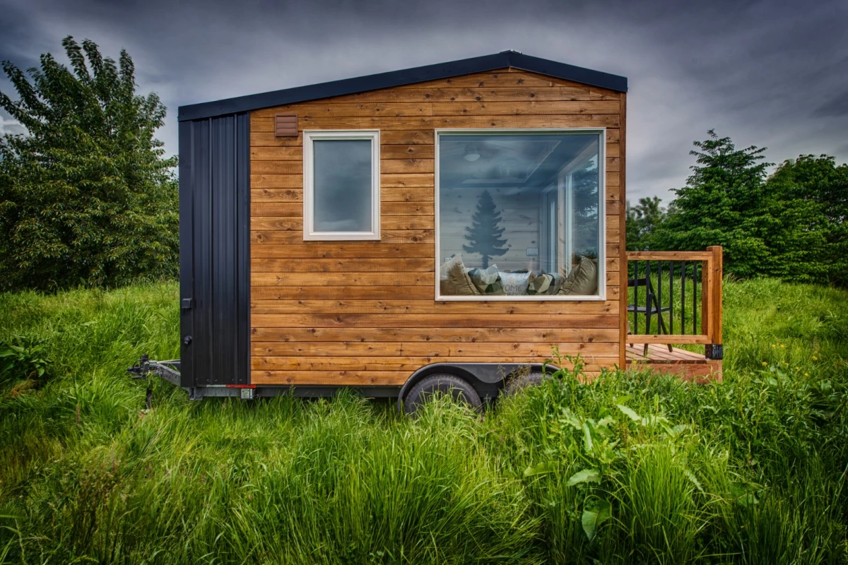 The Acorn can be optionally upgraded to run off-the-grid