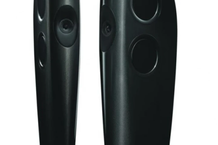KEF Concept Blade loudspeaker is made from a carbon-fiber, balsa-wood composite found in ultra-high performance cars