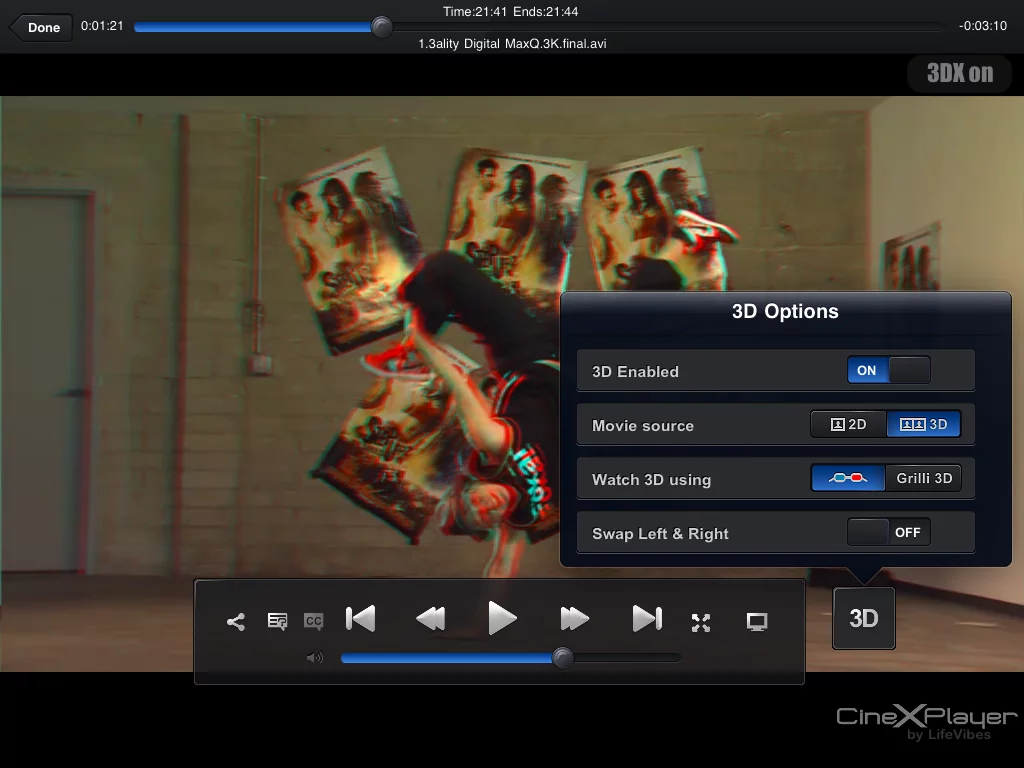 CineXPlayer supports anaglyph (above) 3D or glasses-free 3D using the GRilli3D screen overlay