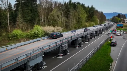 Convertable Bridge Portable bridge unlocks road construction without traffic diversions