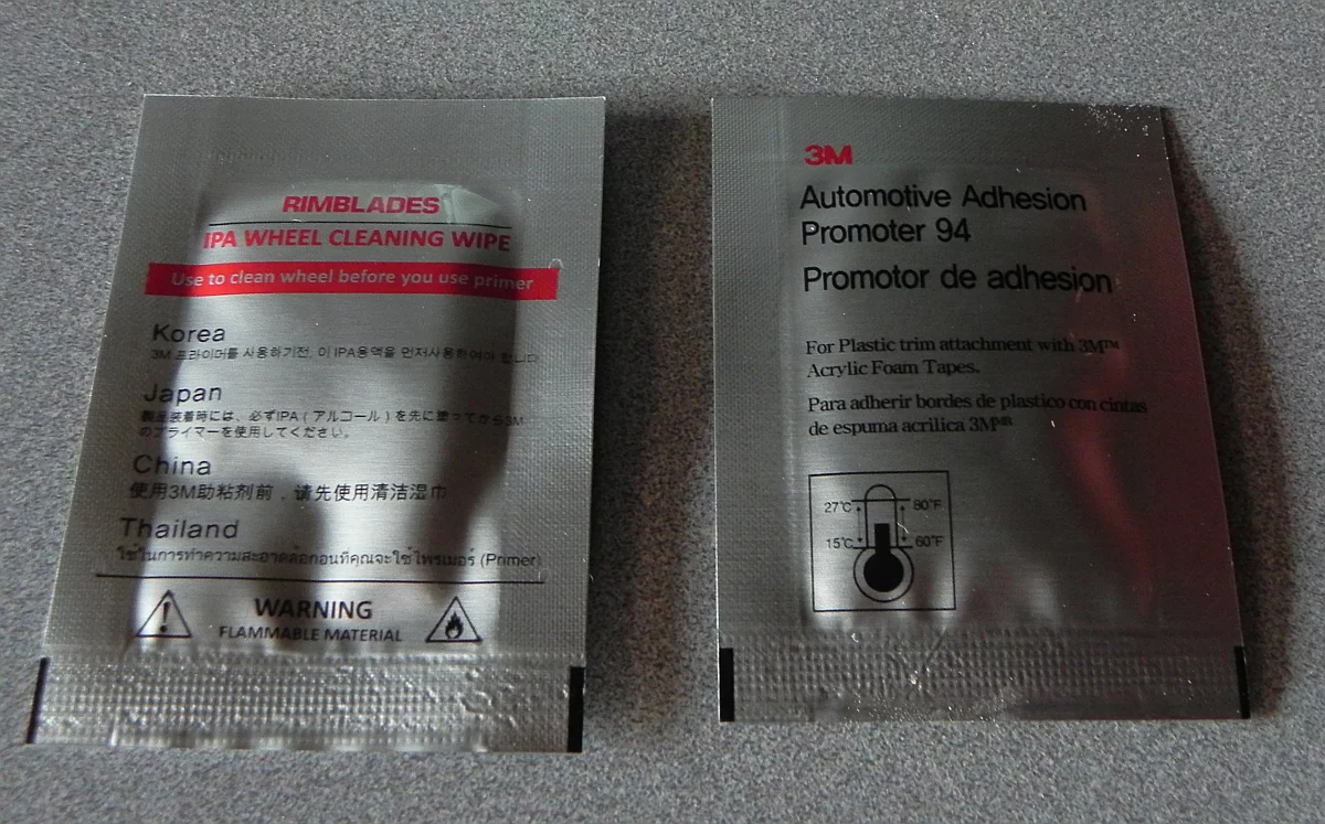 Cleaning and preparation pads are included in the RimBlades kit