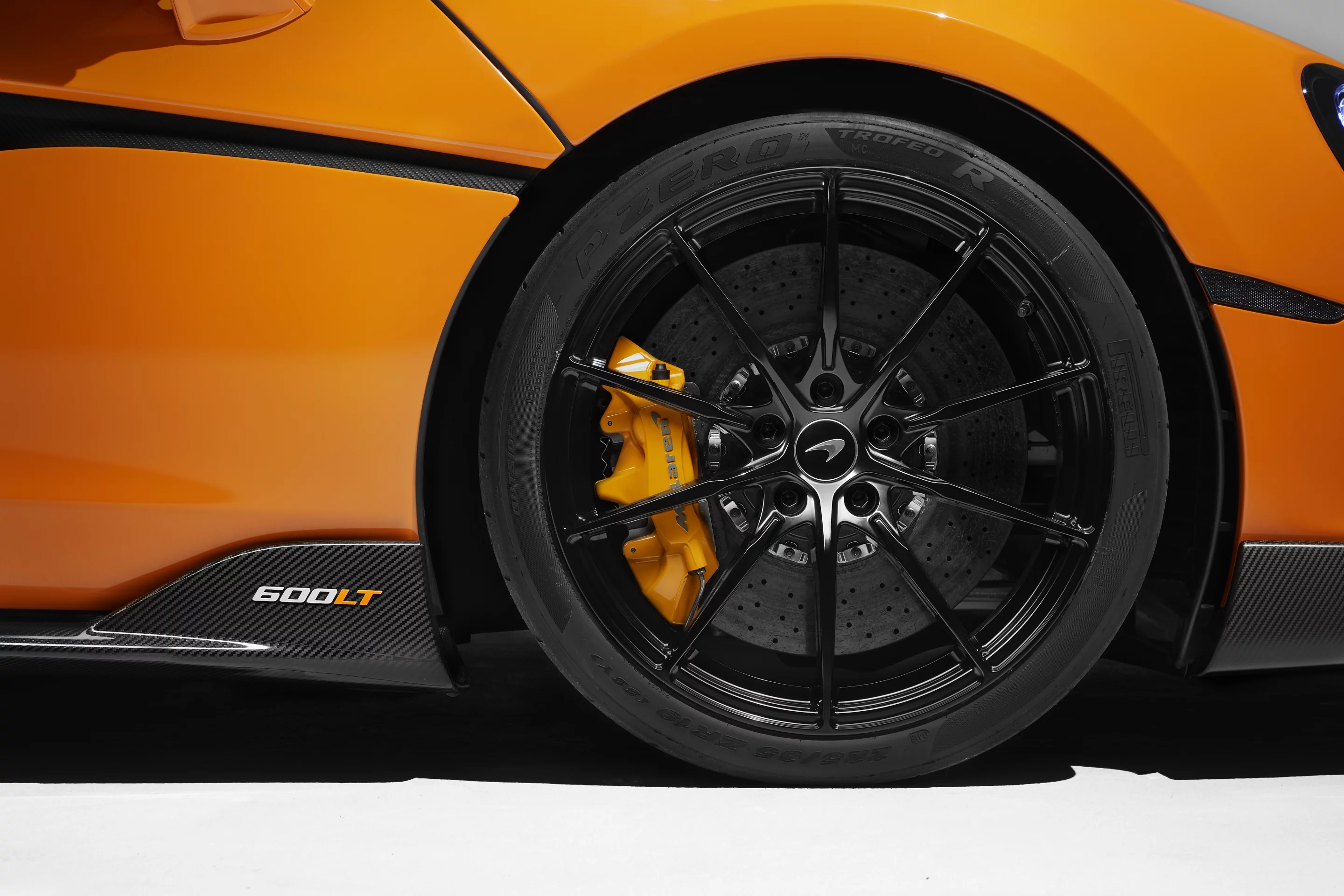 To keep up with the extreme downforce and more track-focused appeal of the McLaren 600LT, the automaker turned to specially-designed Pirelli P Zero tires