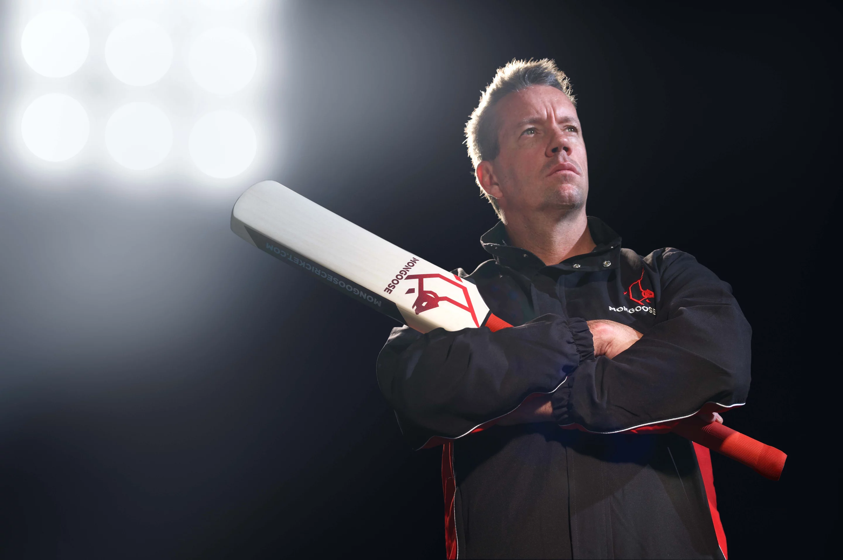 The Mongoose MMi3 cricket bat in the hands of Stuart Law (Photo: Mat Hale)