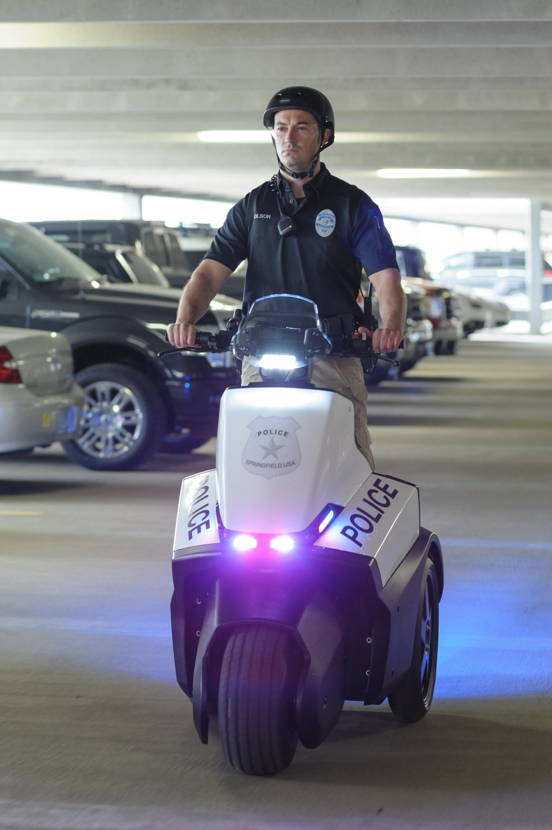 The SE-3 Patroller features Whelen emergency lights and siren, and LED headlight
