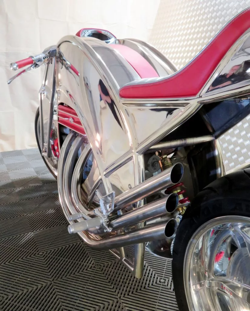 We'd bet that the road-legal version of the 2018 Levis V6 Café Racer will have proper exhausts, instead of straight tubes