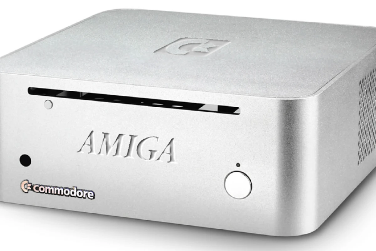 With an anodized aluminum case, rounded corners and front-loading slot drive, the Amiga mini is strongly reminiscent of the pre-2010 Mac Mini (Image: Commodore USA)