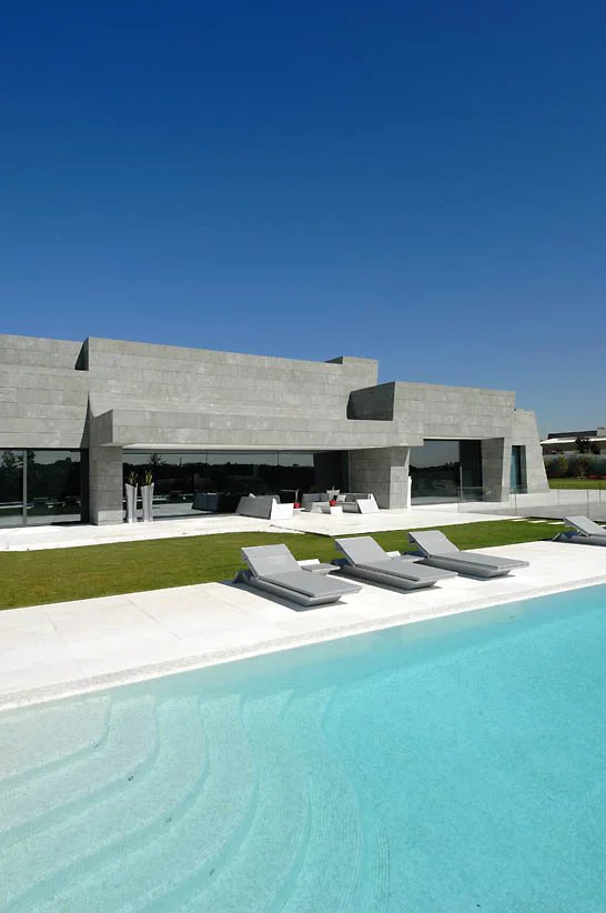 "1001 Nights" private dwelling by architects A-Cero - rear garden area