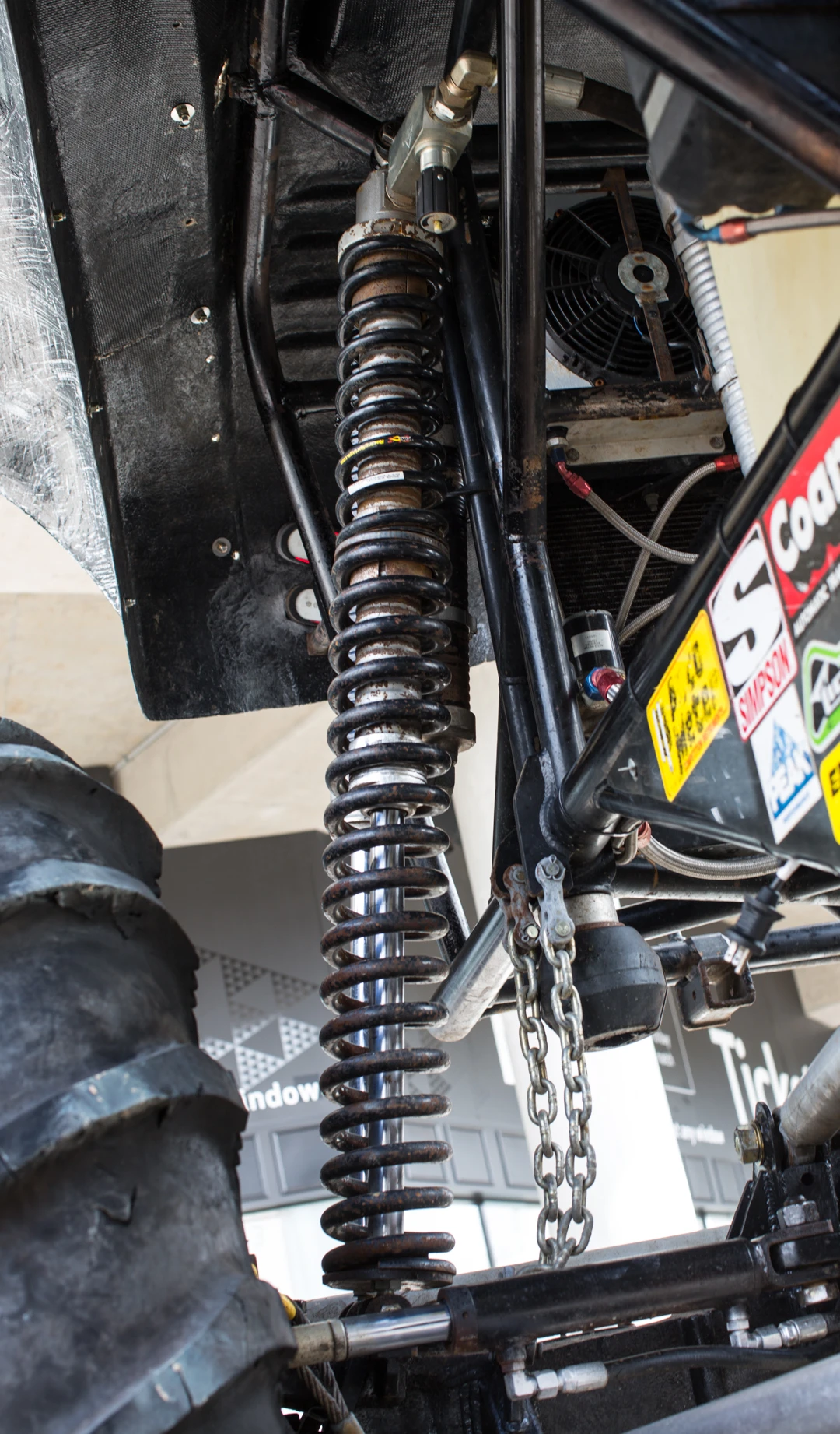 10,000 pound trucks that can leap more than 30 feet into the air require some serious suspension (Photo: Noel McKeegan/Gizmag.com)
