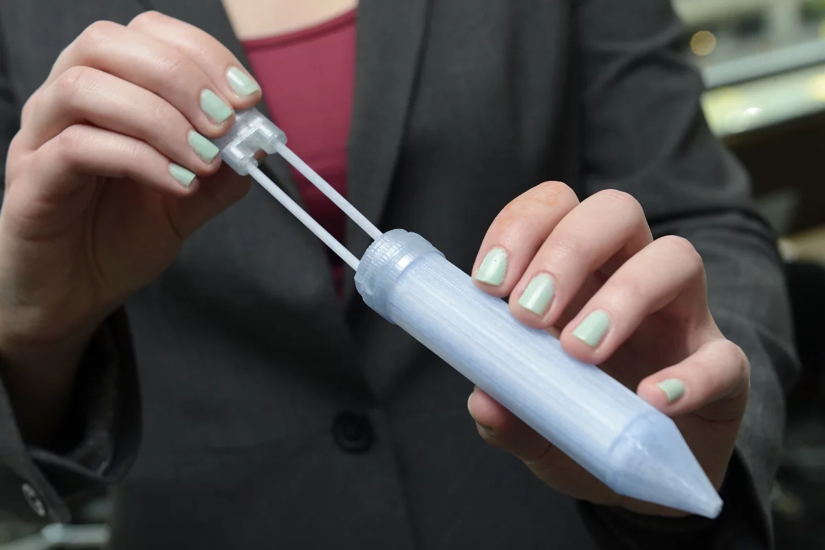 The foam is currently injected via this applicator