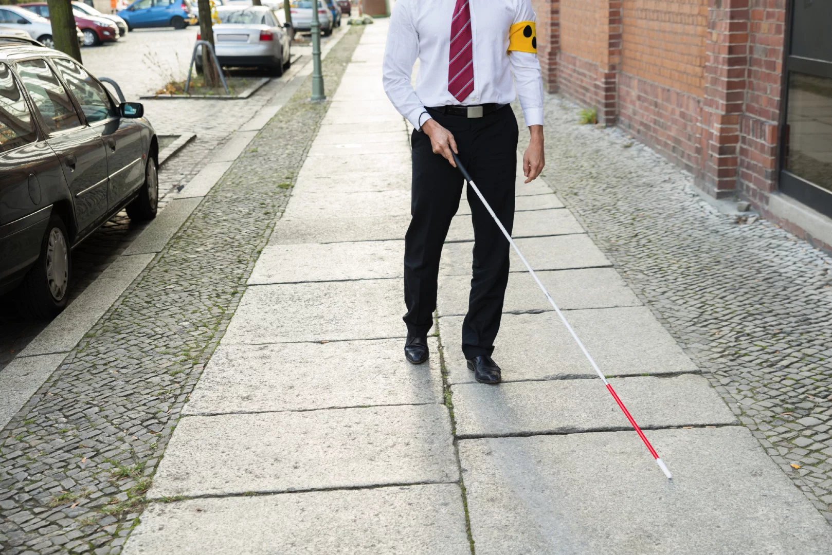The XploR cane features facial recognition and GPS navigation systems (Photo: Birmingham City University)