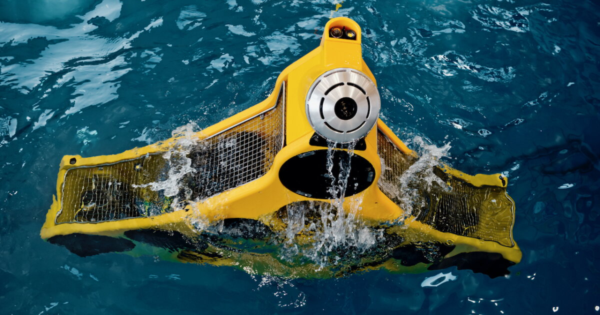 Krill Rov Triangular ROV cleans up fish farm nets