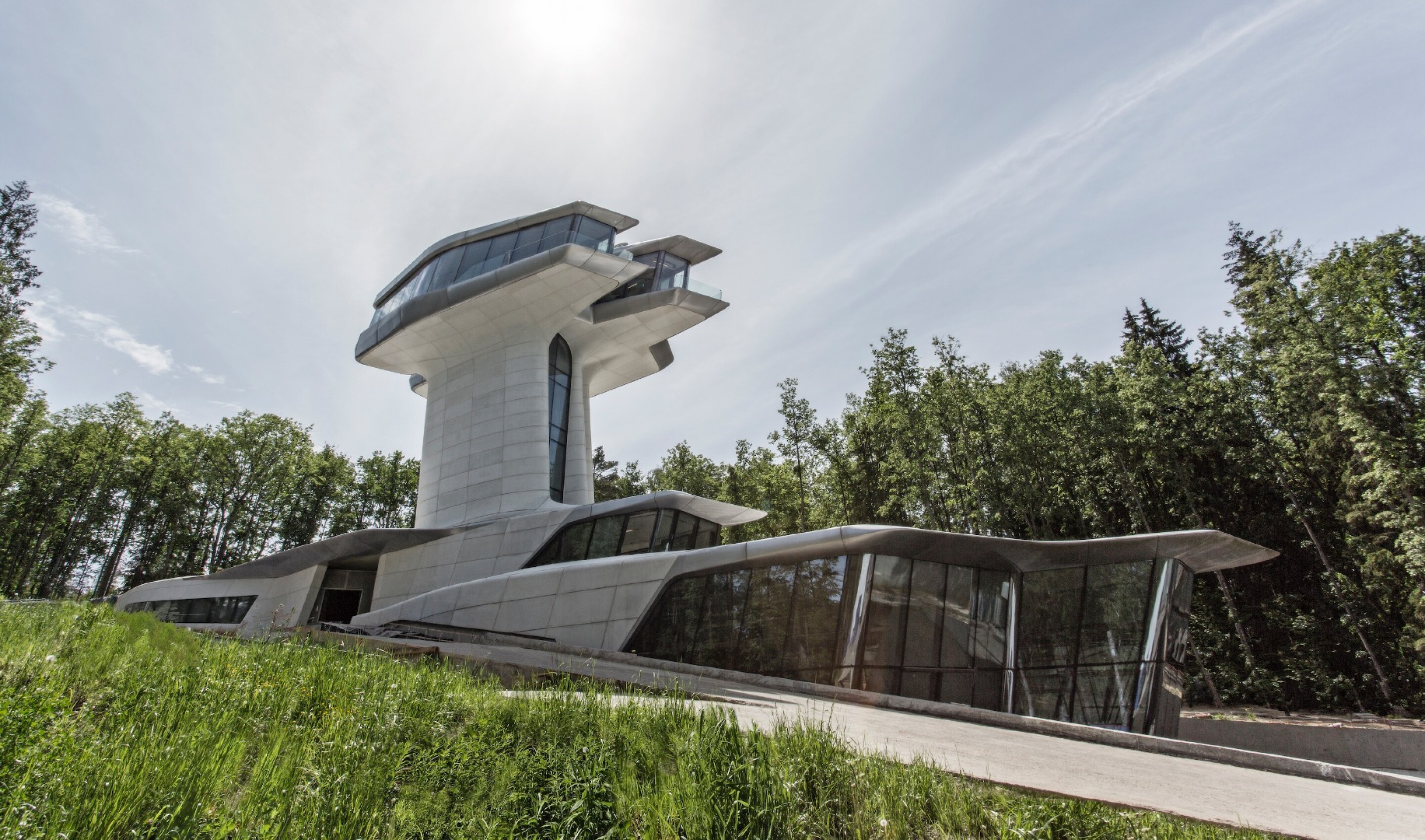 Zaha Hadid's only house is finally completed in Russia