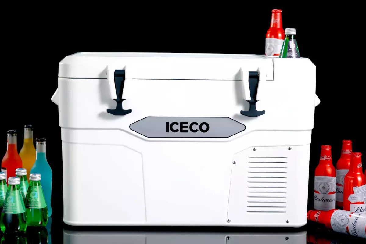 It looks like a basic cooler from the front, but the Iceco iCooler is also a fridge/freezer