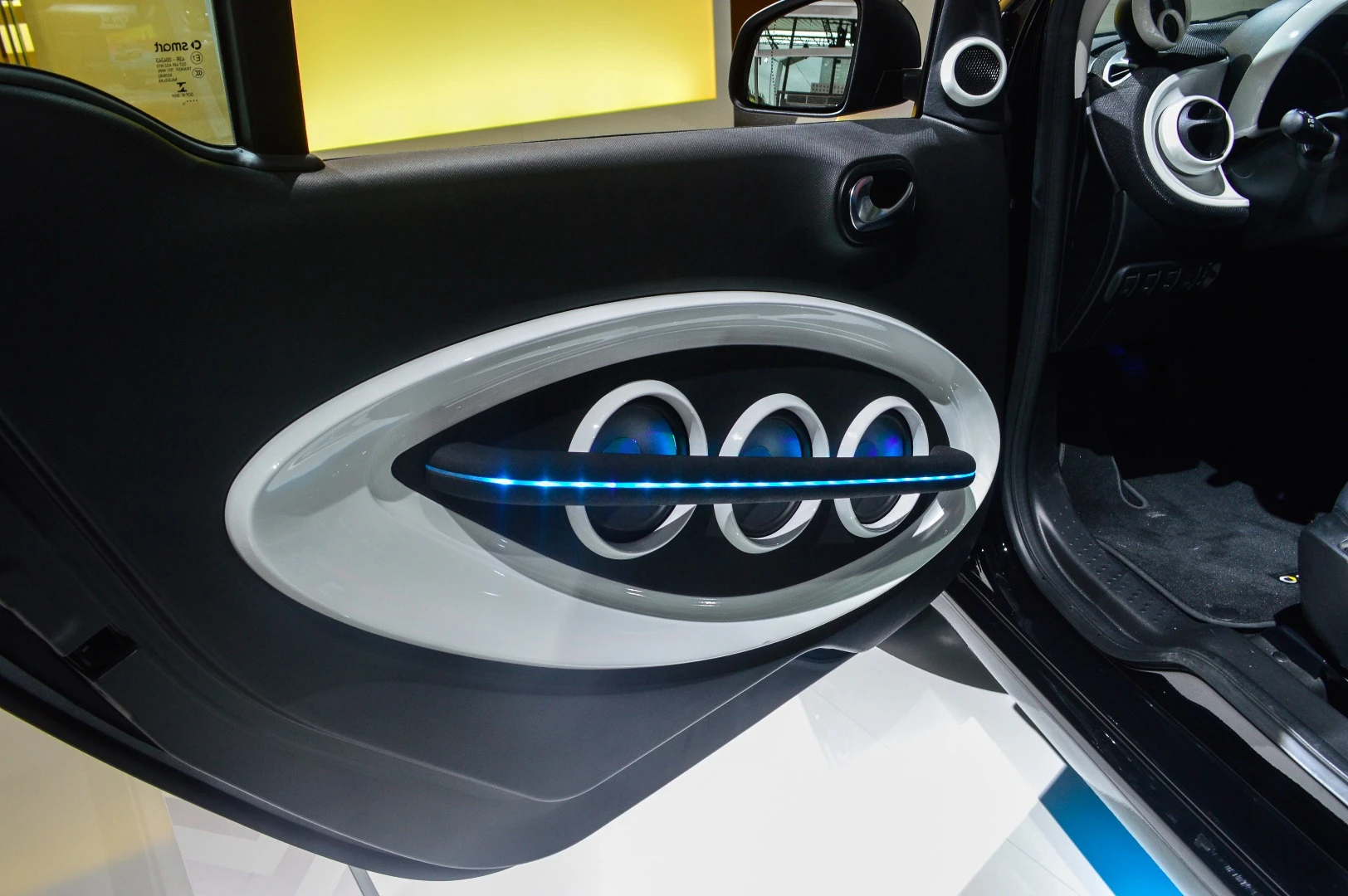 The Smart Forgigs is designed to be the "world's smallest concert hall on wheels"
