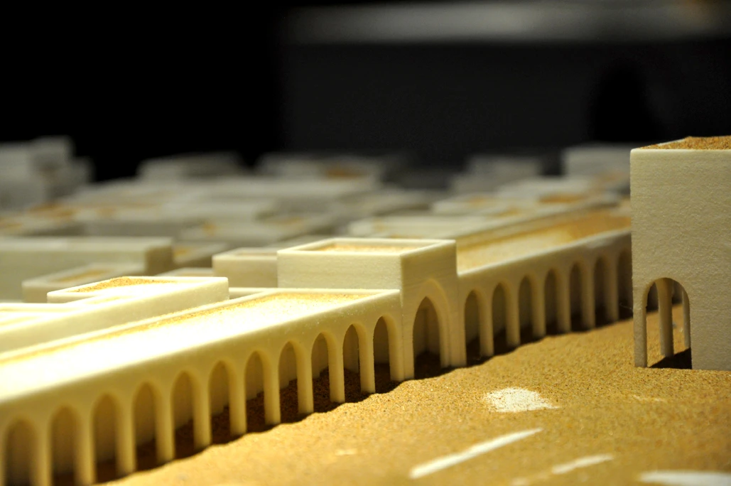 Monditalia: architecture models in sand (Photo: Edoardo Campanale)