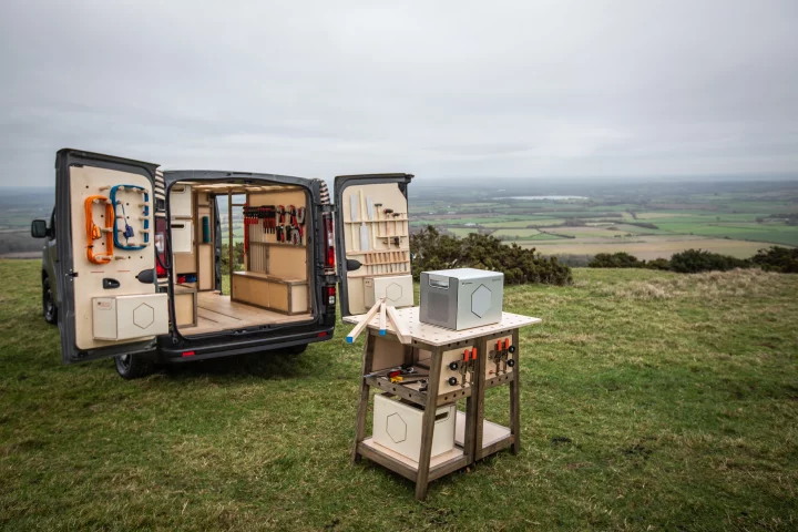 Unveiled at the 2019 Brussels Motor Show this week, the new NV300 Concept-van is heavy on the raw woodworking theme