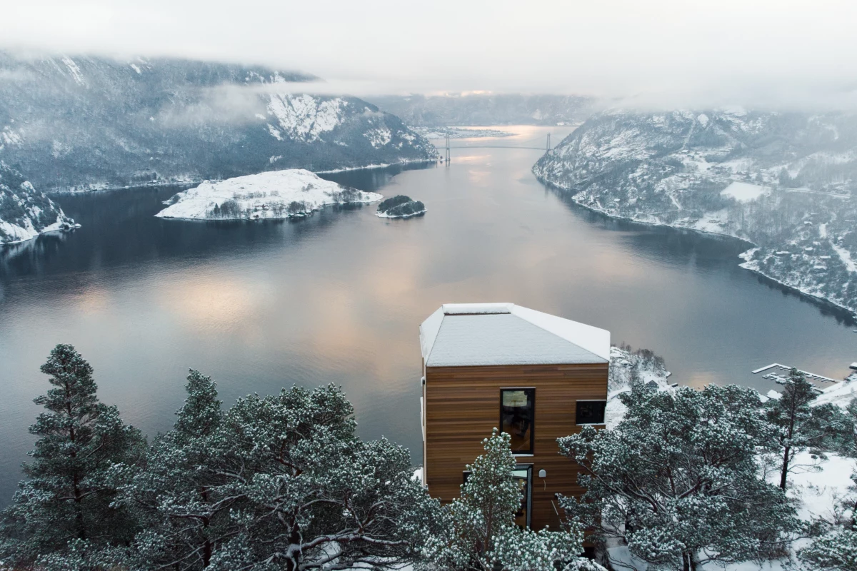 The Bolder Star Lodges are available as a vacation rental and cost from NOK4,900 (around US$500), per night