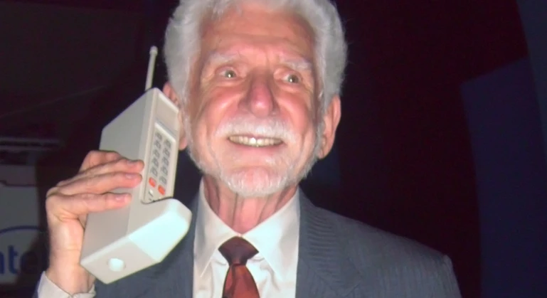 Martin Cooper invented the first cell phone (Photo: Rico Shen)