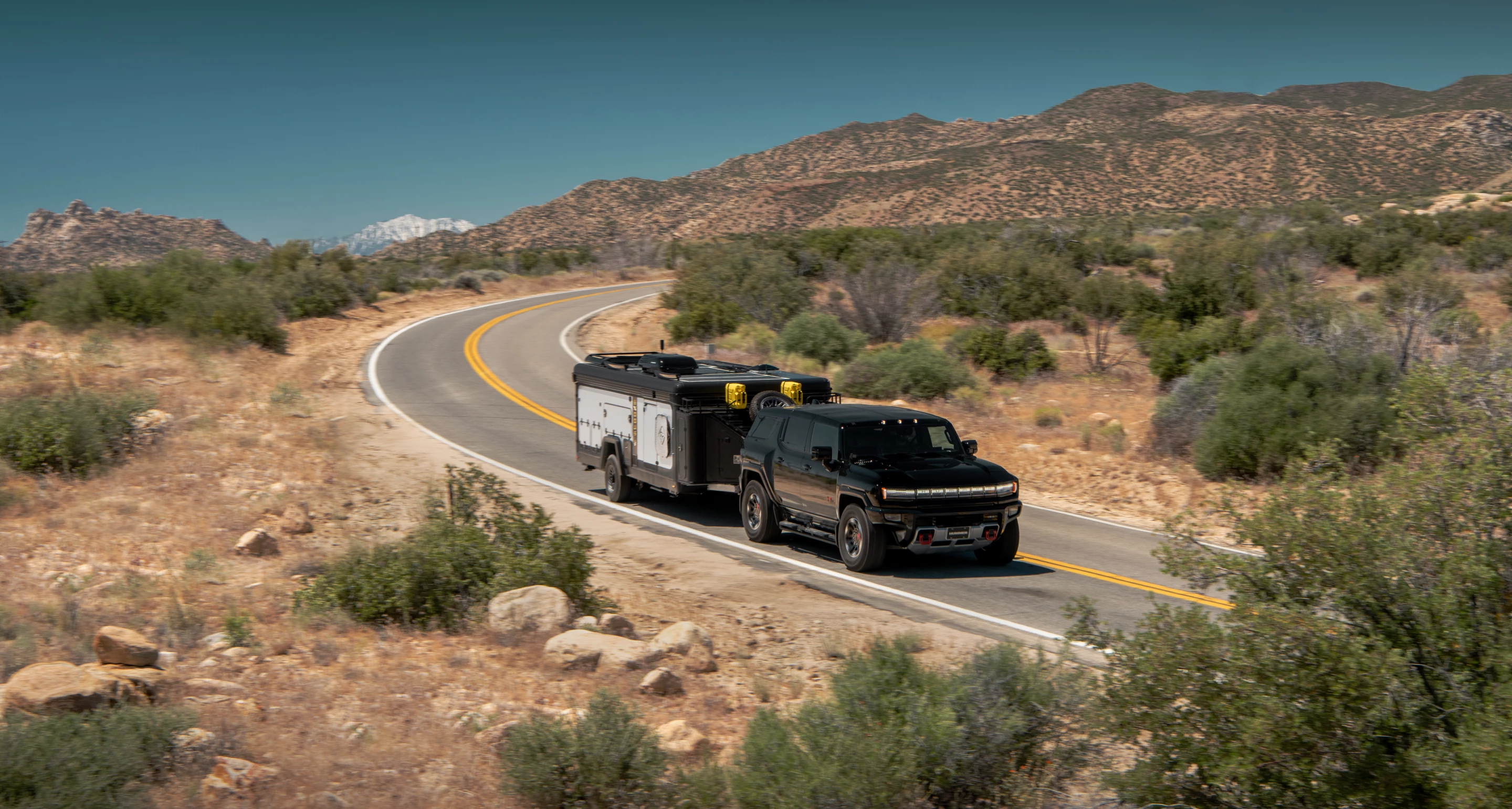 The Capax trailer weighs in with a 7,500 GVWR, which includes 1,000 lb of payload