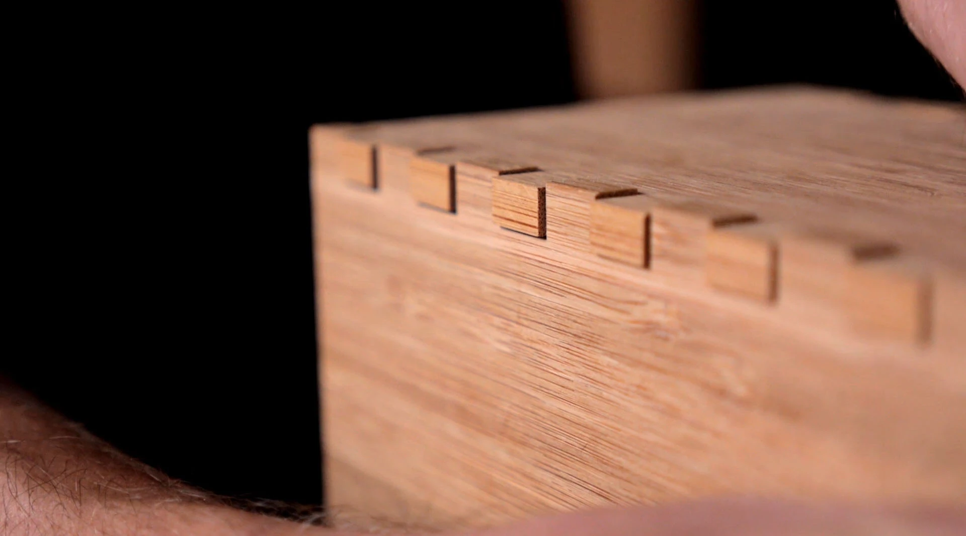 Bamboo was chosen for its rigidity and excellent acoustic properties