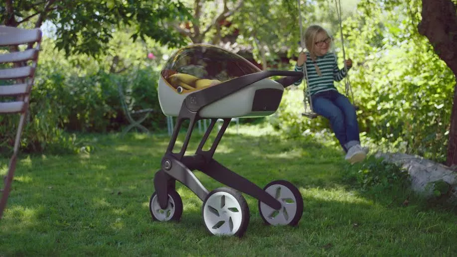 Second prize winner Airshield protects babies from pollution