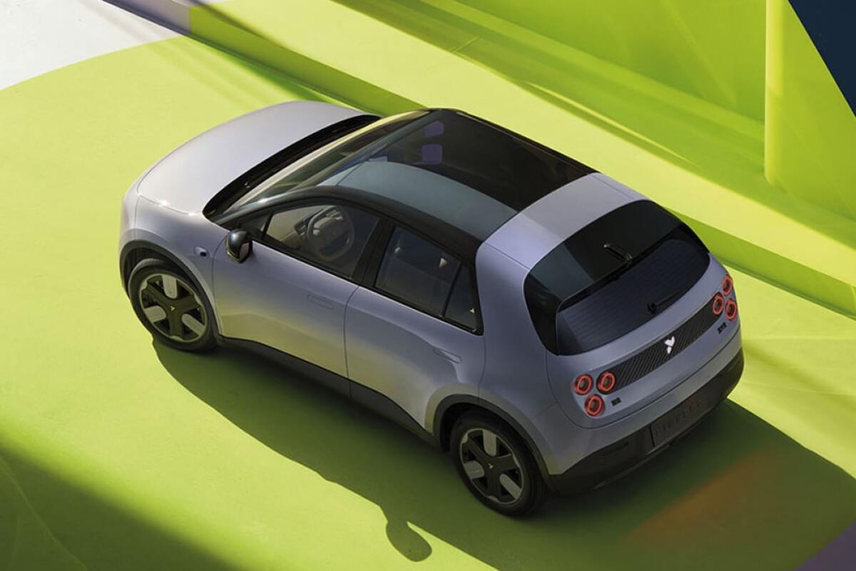 This Chinese Electric Hatchback Aims to Compete with the Mini Cooper ?url=http%3A%2F%2Fnewatlas Brightspot.s3.amazonaws.com%2F3b%2F34%2F75793be9462788ad710862e6100a%2Fnio Firefly 2024 08 Min