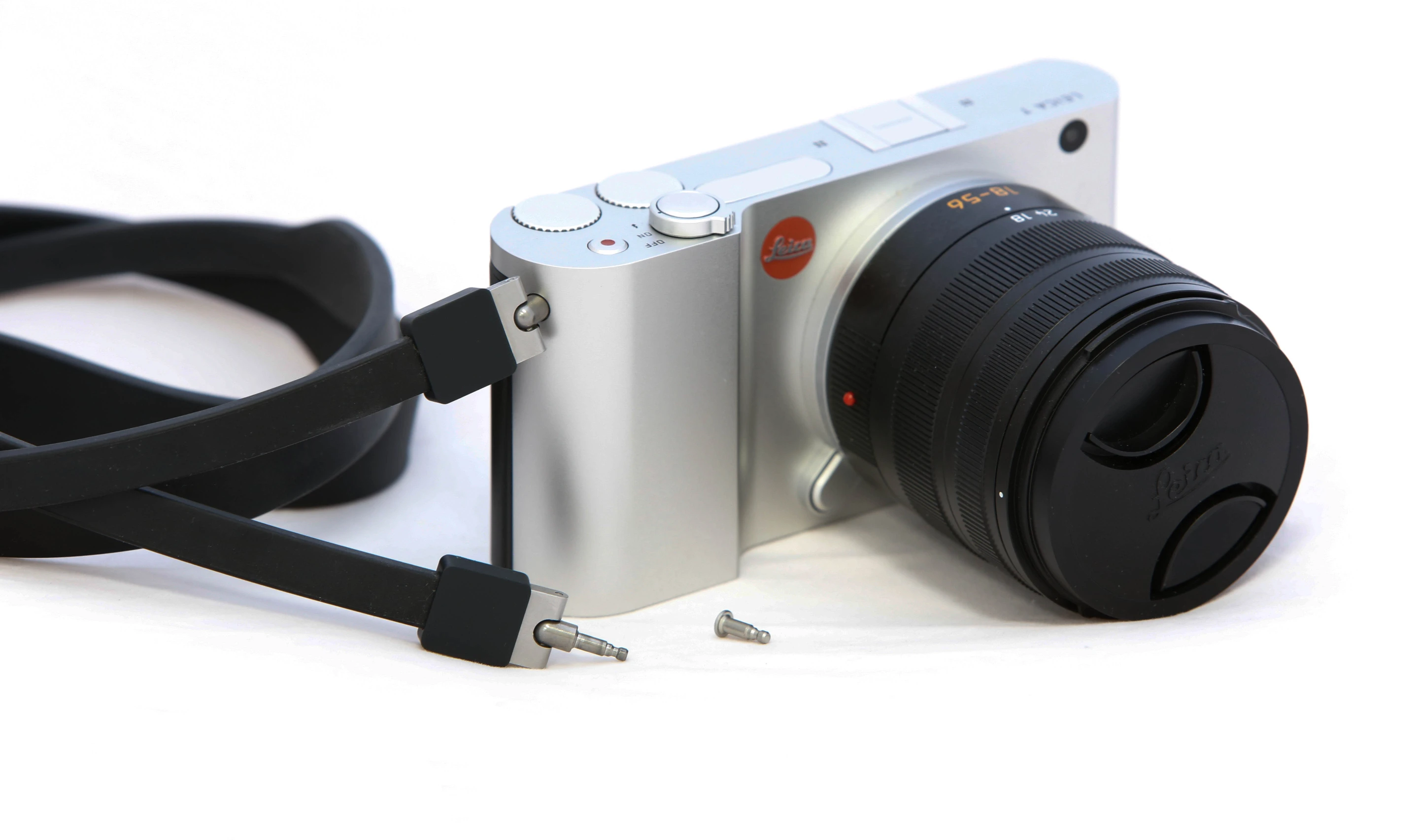 Leica T - attaching the strap is pure joy (Photo: Loz Blain/Gizmag)