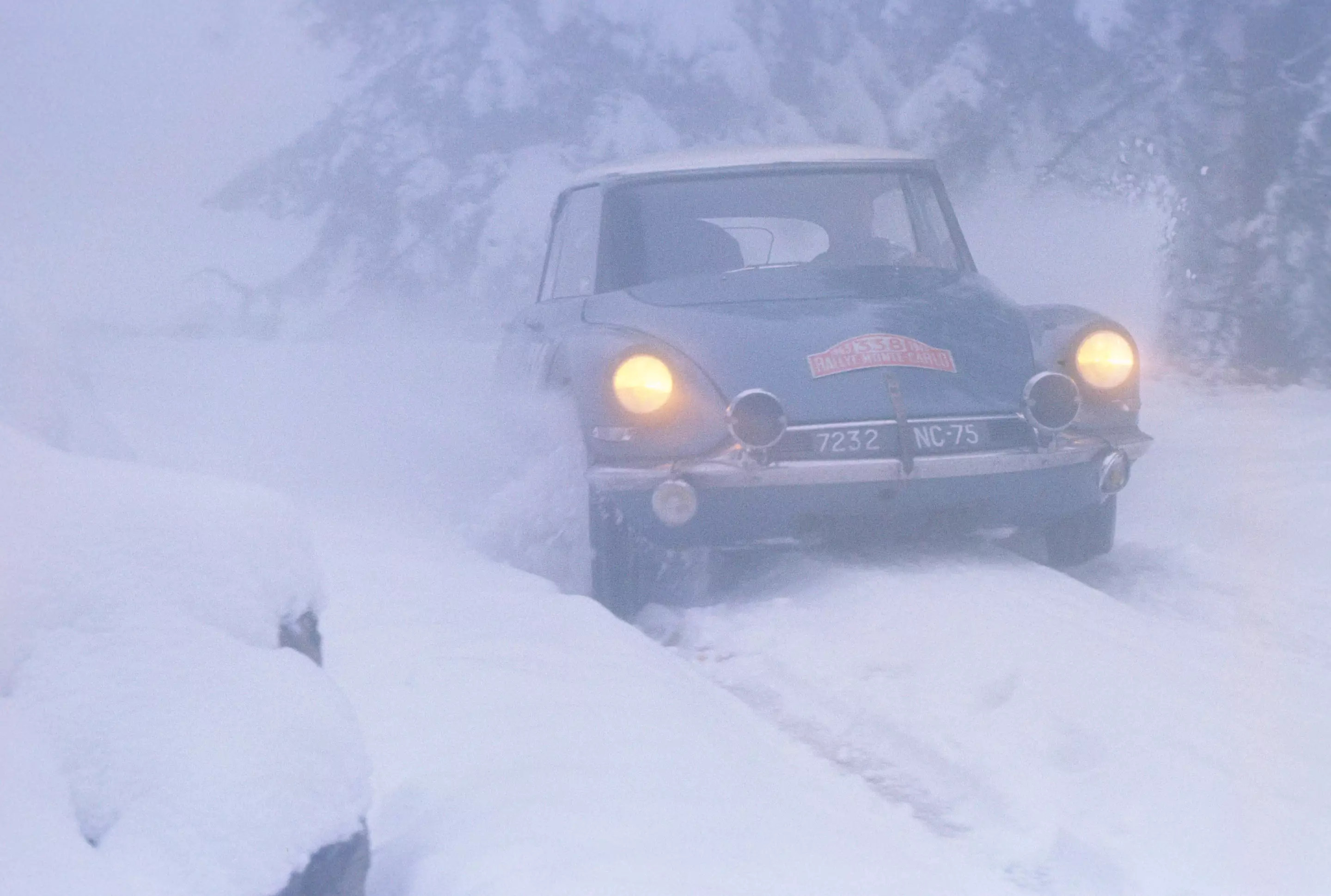 The original Citroen DS was manufactured from 1955 to 1975