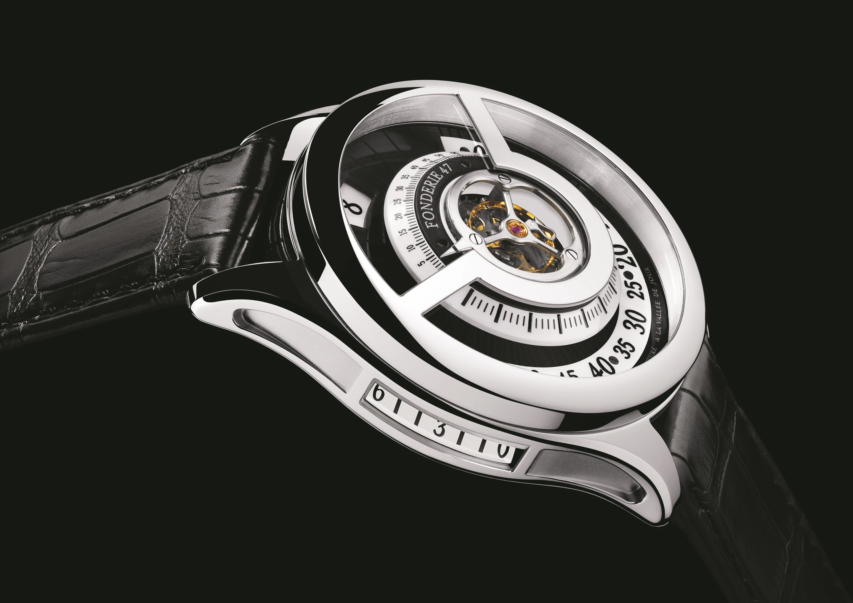The Fonderie 47 Inversion Principle has a six-day power reserve