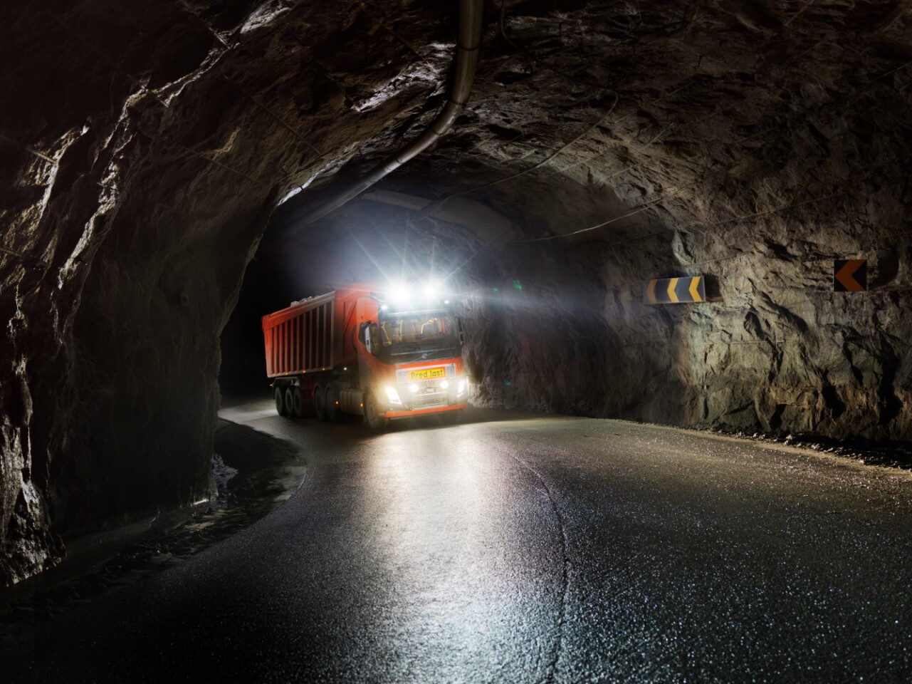 Volvo’s self-driving trucks use an array of GPS, radar and LiDAR sensors to autonomously navigate their surroundings