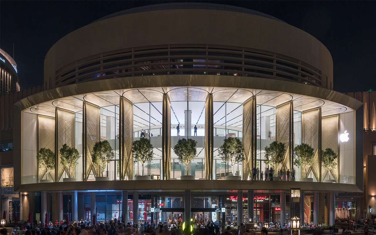 The Apple Dubai Mall's 18 motorized "Solar Wings" take around a minute to open